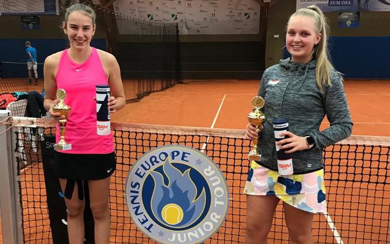 Victoria Pohle gewinnt TE-Turnier im Doppel
